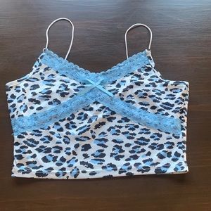 Leopard crop